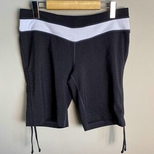 Tuff Athletics Women's Gray Athletic Adjustable Fitness Gym Shorts Size Large